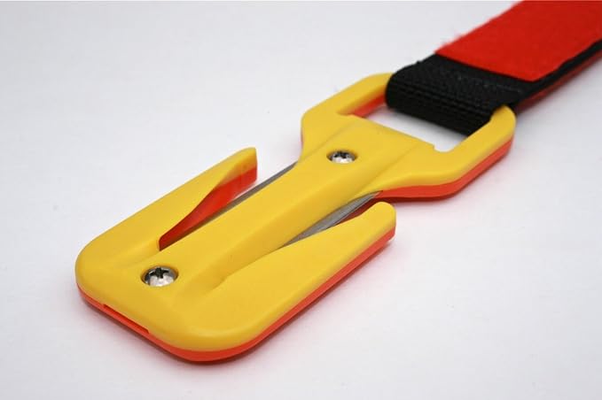 EEZYCUT Line Cutter with Harness Pouch