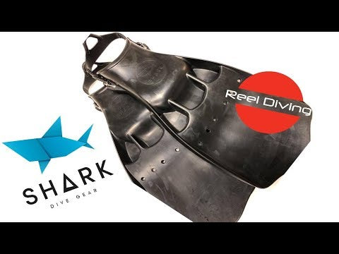 Load and play video in Gallery viewer, Reel Diving Shark Jet Fin